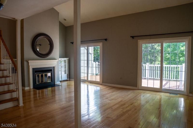 4 Delaware Ln Property Photo 5