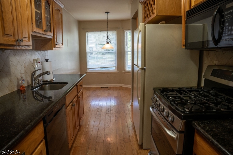 4 Delaware Ln Property Photo 10