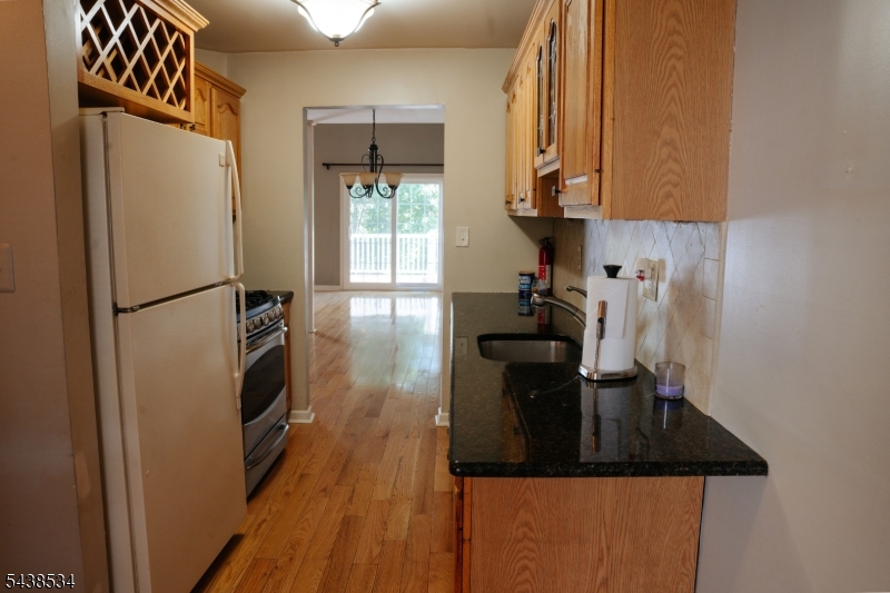 4 Delaware Ln Property Photo 12