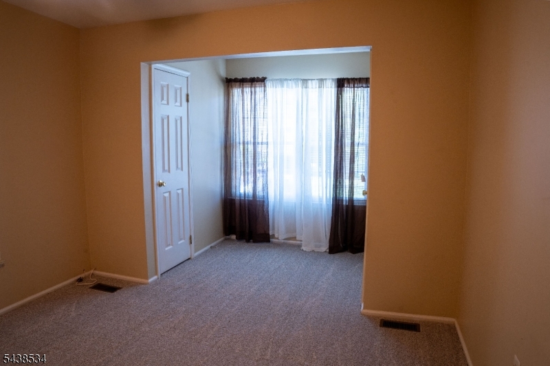 4 Delaware Ln Property Photo 27