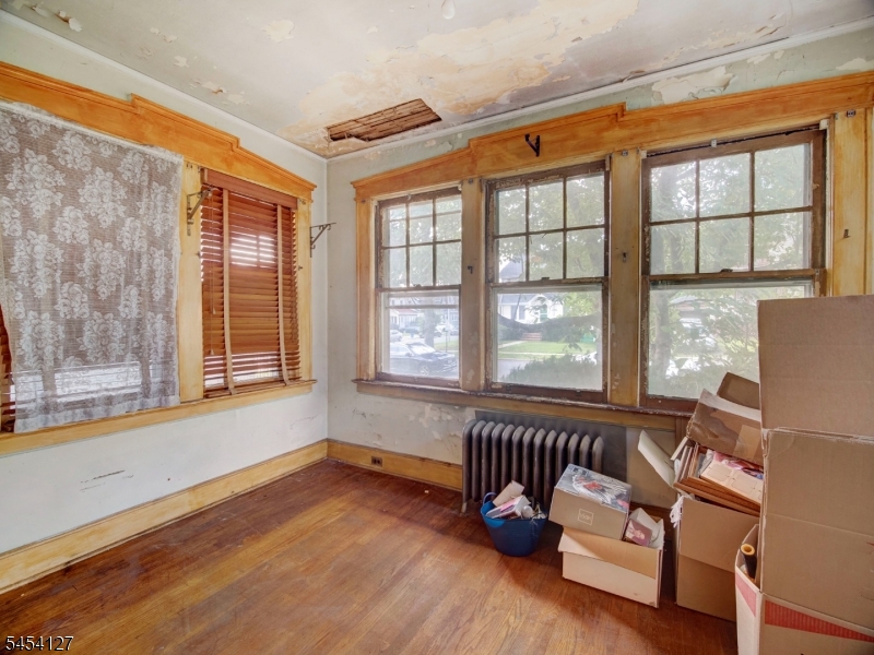 8 Whitman Ave Property Photo 8
