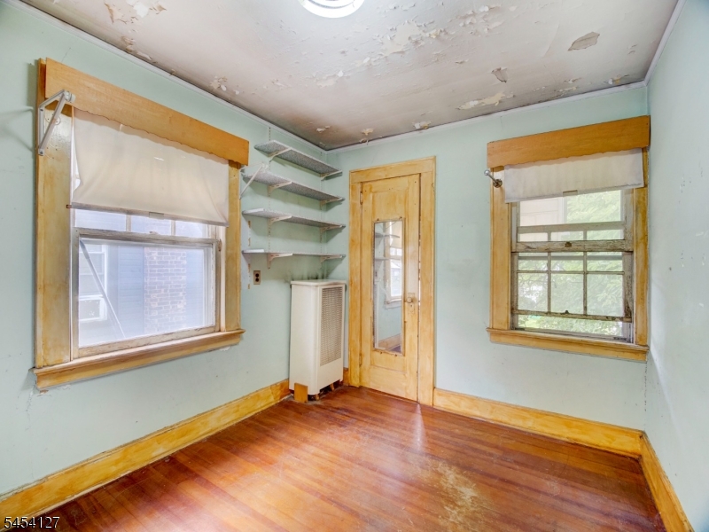 8 Whitman Ave Property Photo 20