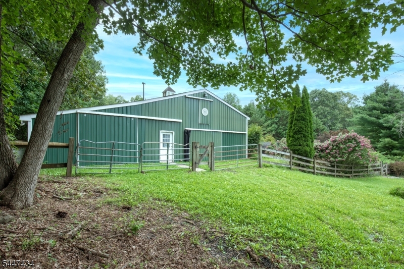 230 Shiloh Rd Property Photo 2