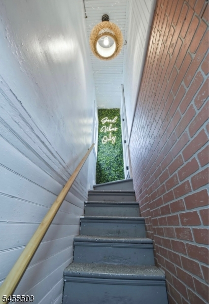 198 William St Property Photo 15
