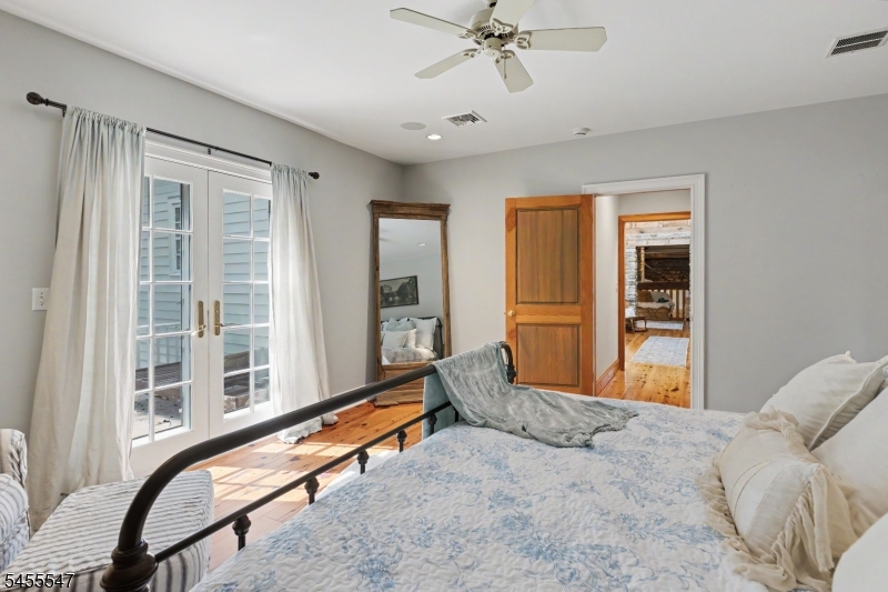 152 Harbourton Woodsville Property Photo 28