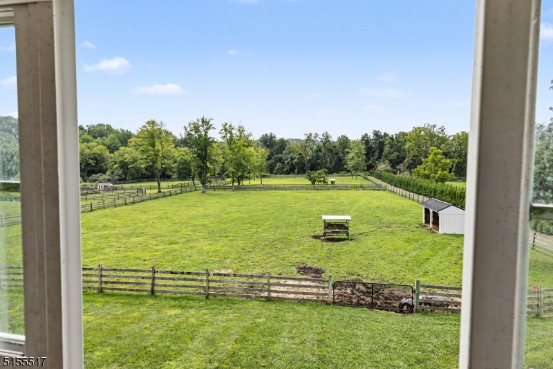 152 Harbourton Woodsville Property Photo 44