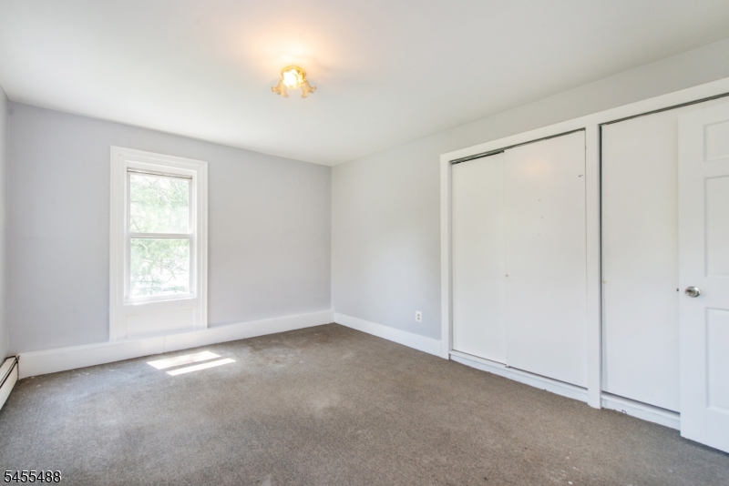 1125 E Front St Property Photo 19