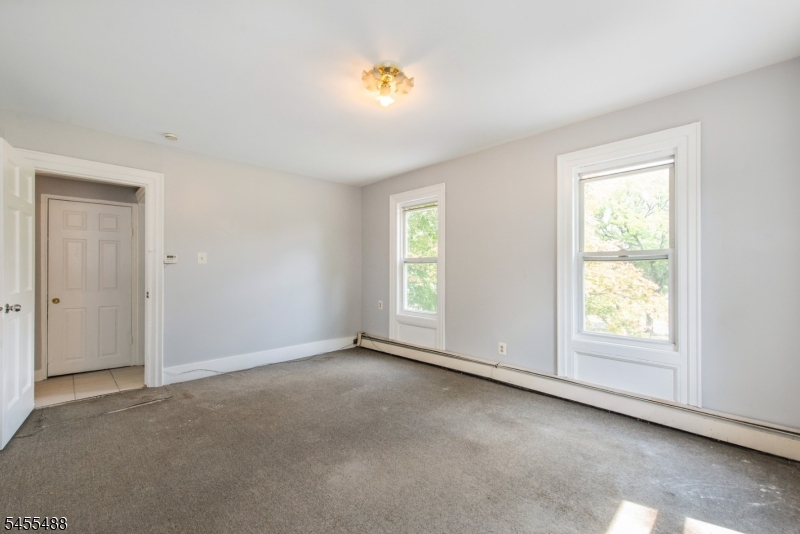1125 E Front St Property Photo 22