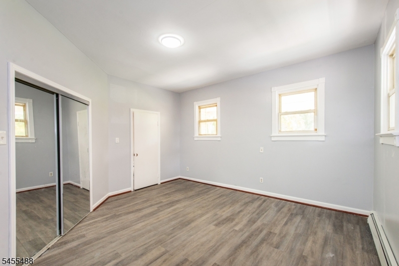 1125 E Front St Property Photo 26