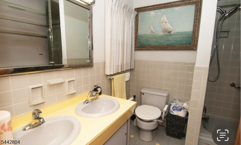 1 Country Club Ln Property Photo 20