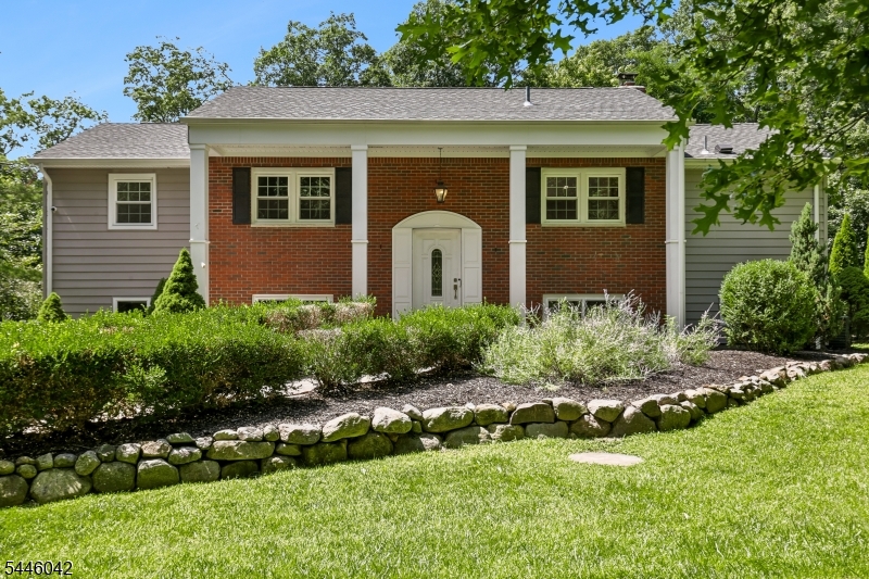 20 Hilltop Rd Property Photo 1