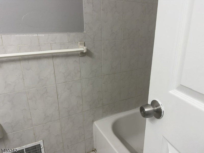 461 S 14th St Property Photo 4