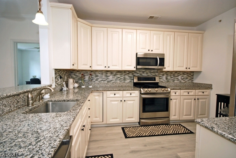6 Quarry Dr A2 Property Photo 5