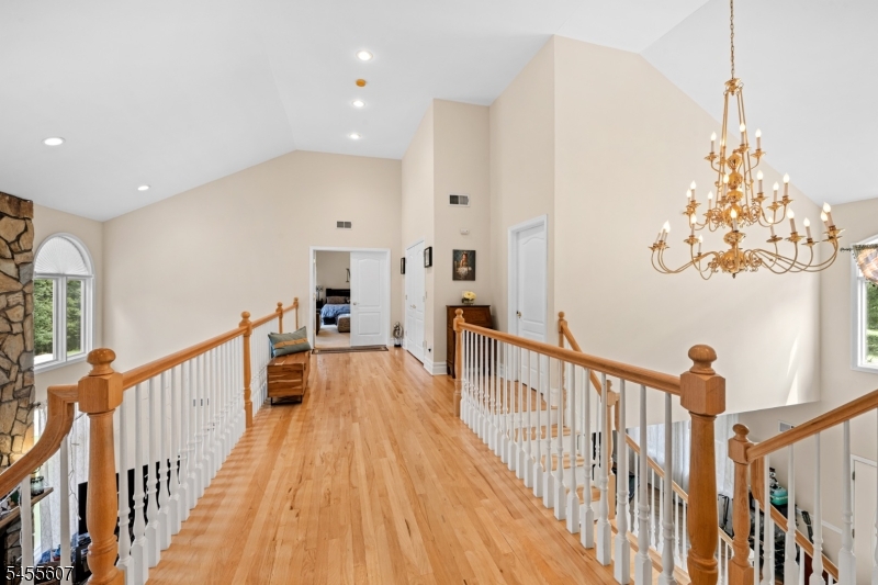 70 Farmingdale Rd Property Photo 10