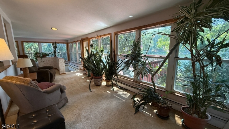 52 Horseshoe Dr Property Photo 5