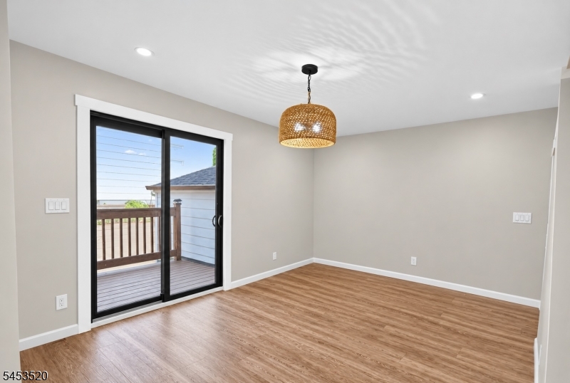 9 Frederick Pl Property Photo 10