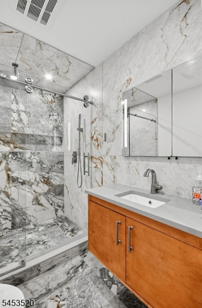 9 Frederick Pl Property Photo 15