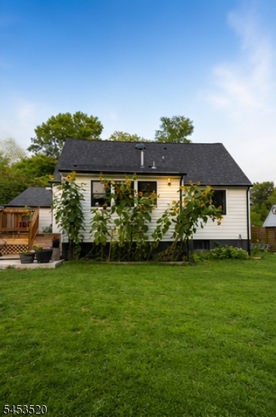 9 Frederick Pl Property Photo 17