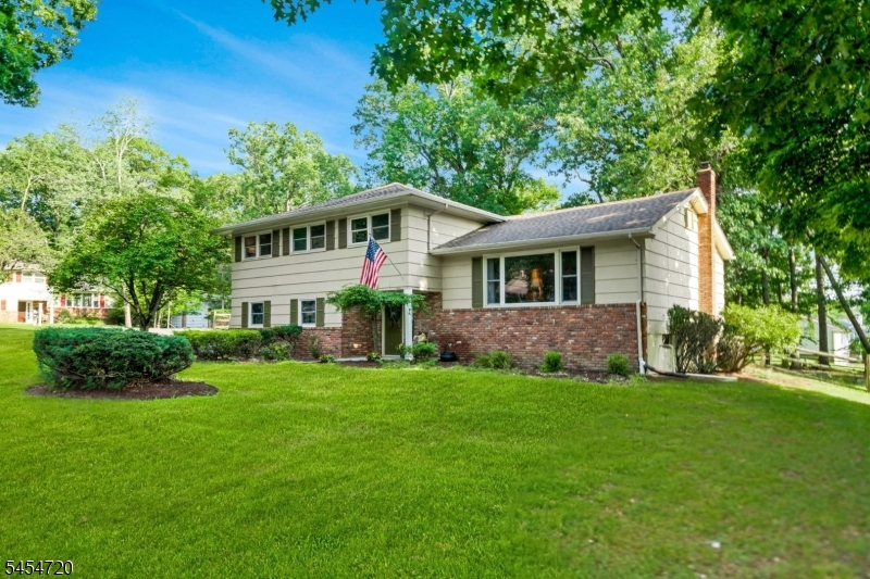 55 Gathering Rd Property Photo 44