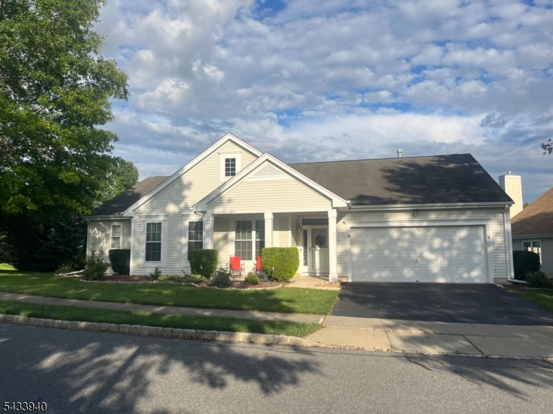 24 Stafford Ln Property Photo 1