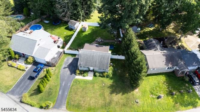 34 Mckinley Pl Property Photo 3