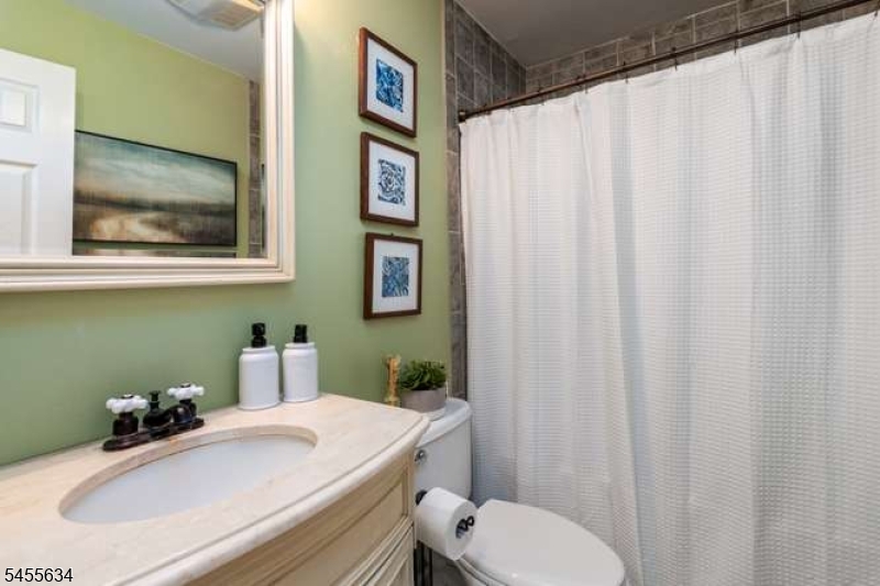 34 Mckinley Pl Property Photo 25