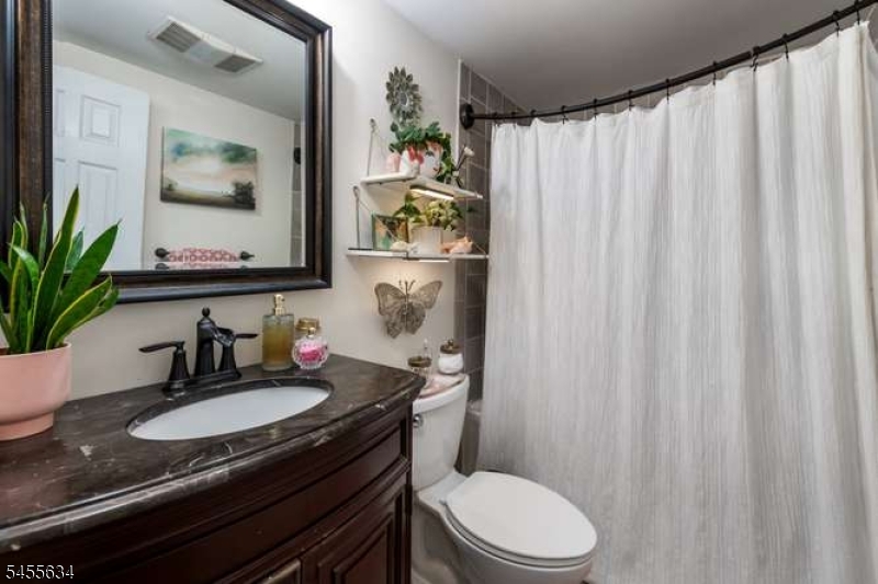 34 Mckinley Pl Property Photo 26
