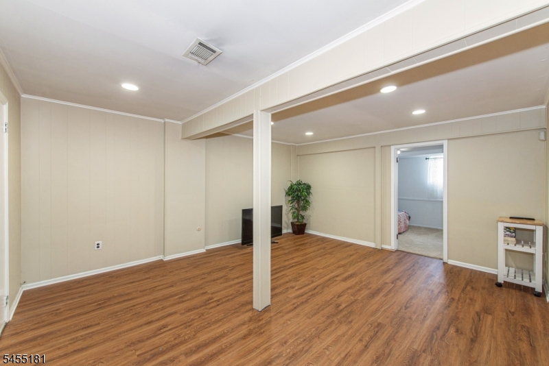 15277 Aspen Ct Property Photo 23