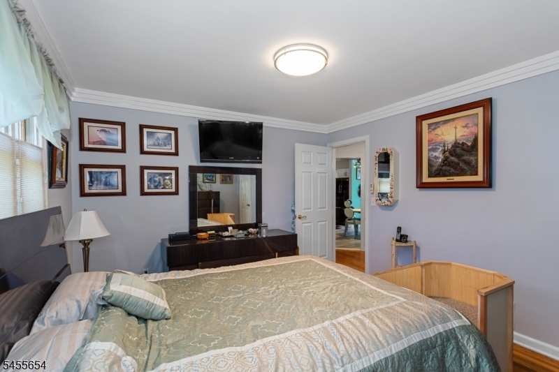 5 Corsi Rd Property Photo 13