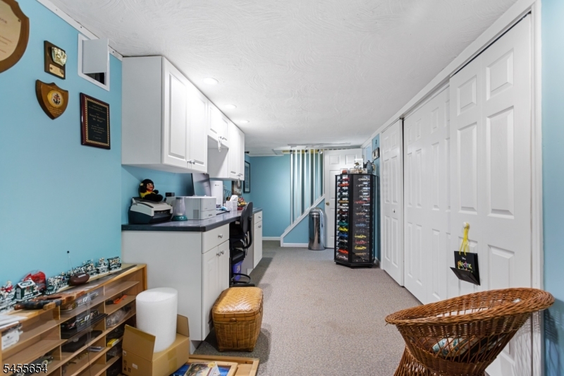 5 Corsi Rd Property Photo 17