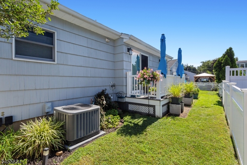 5 Corsi Rd Property Photo 25