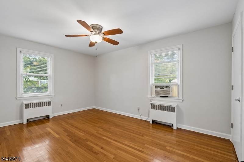 412 Morris Ave 50 Property Photo 28