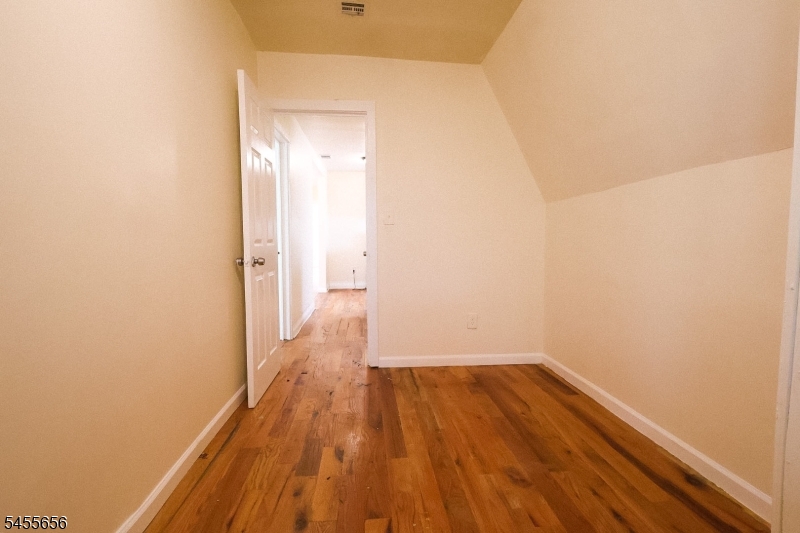 112 Chadwick Ave 3 Property Photo 11