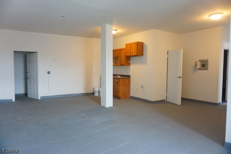 699 Frelinghuysen Ave Property Photo 12