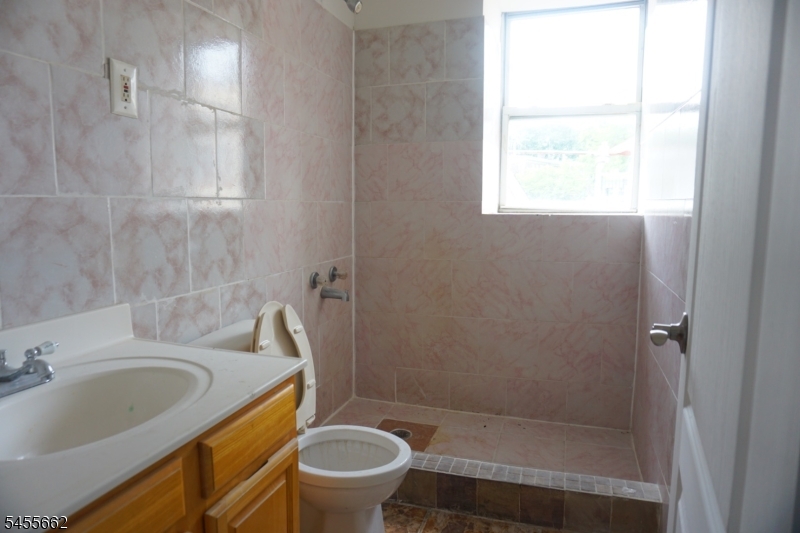 699 Frelinghuysen Ave Property Photo 19