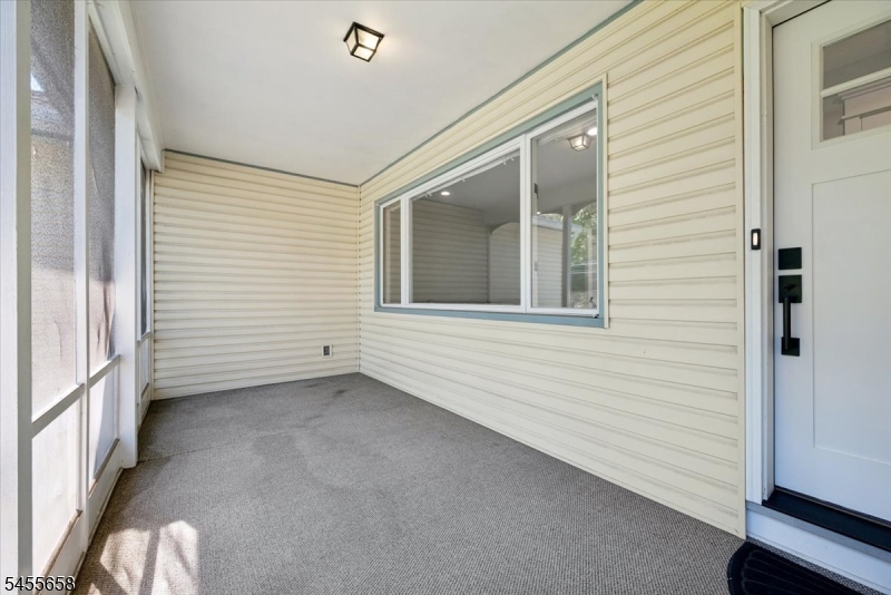 105 Parsippany Rd Property Photo 4