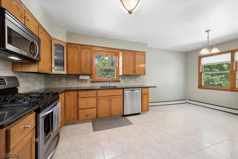 105 Parsippany Rd Property Photo 16