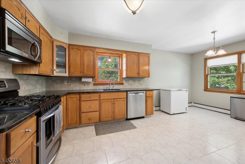 105 Parsippany Rd Property Photo 17