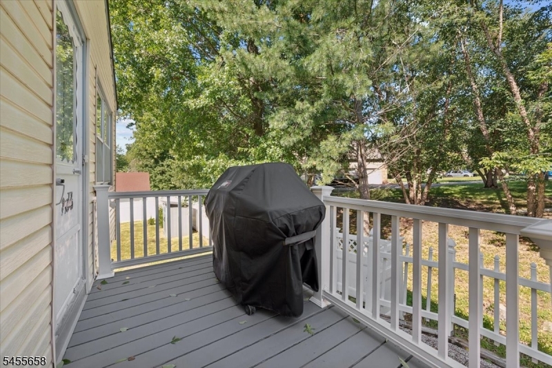 105 Parsippany Rd Property Photo 19
