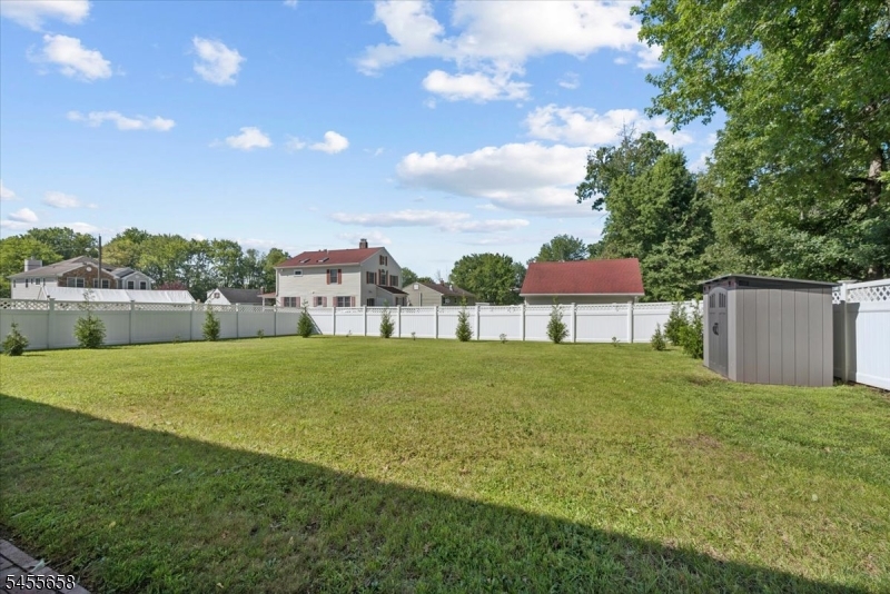 105 Parsippany Rd Property Photo 32