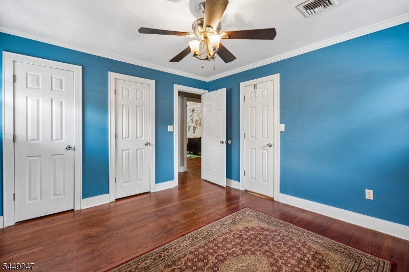 12 Wilson Ter Property Photo 16