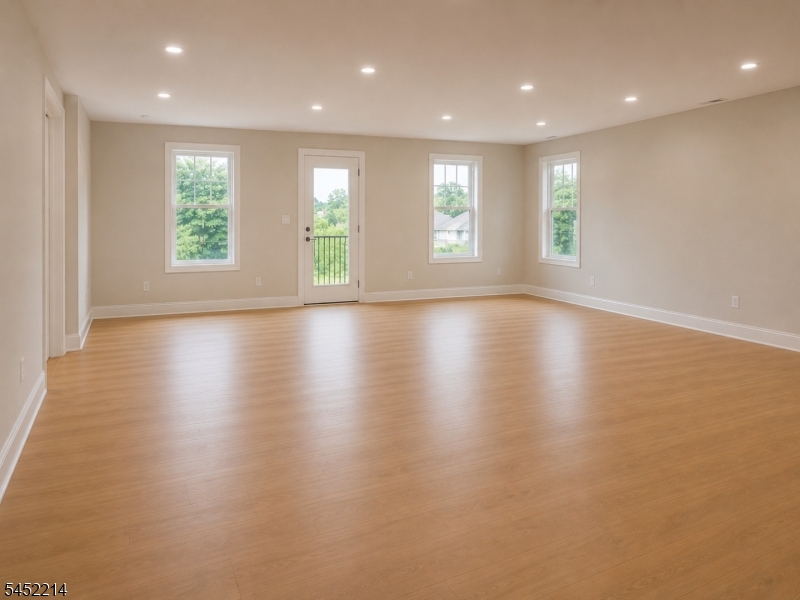 6 Scharg Ct Property Photo 7