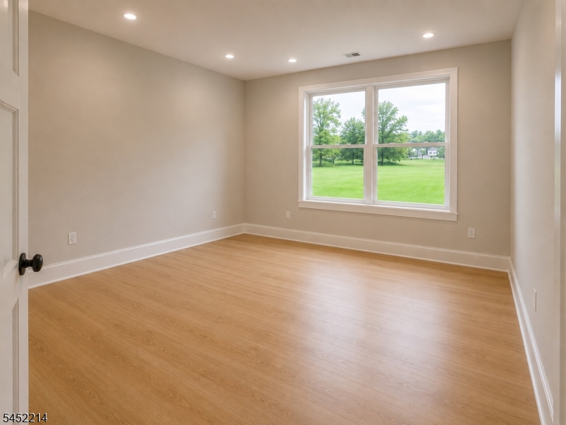 6 Scharg Ct Property Photo 13