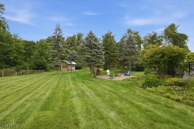 54 W Valley Brook Rd Property Photo 38