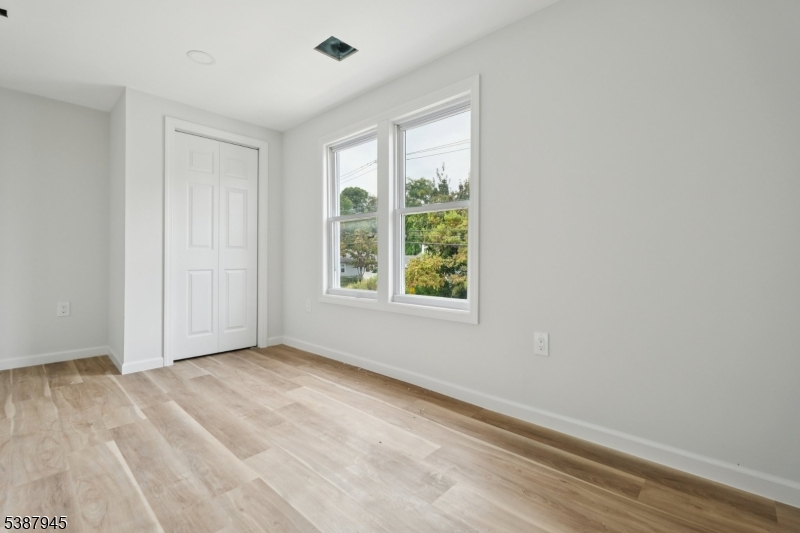 76 Mitchell St Property Photo 14