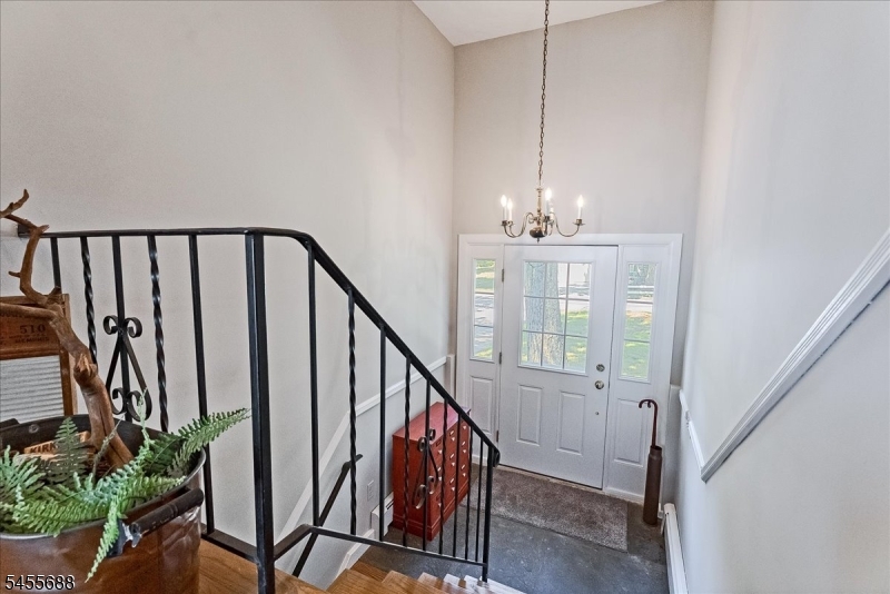 193 Alpine Trl Property Photo 4