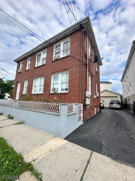 591 Meadow St 2 Property Photo 1