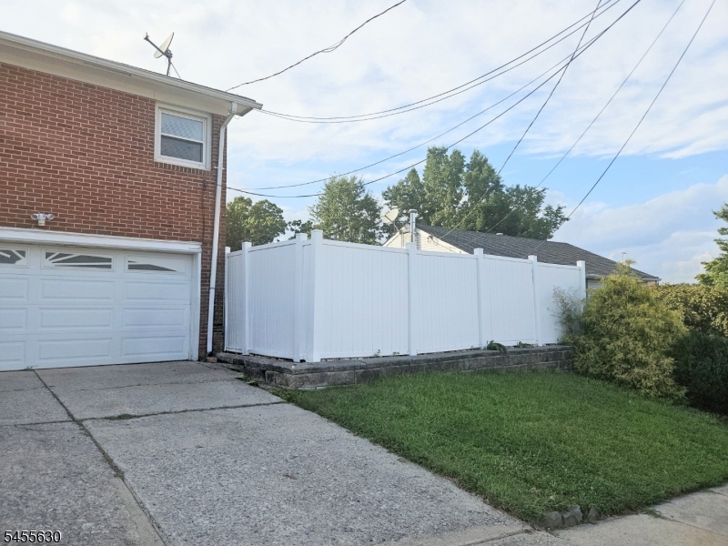1 Snapper Ave Property Photo 4