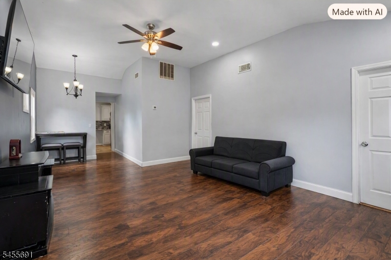 307 Boulevard Dr Property Photo 8
