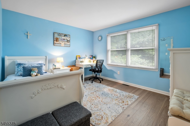 2 Fells Ln Property Photo 26